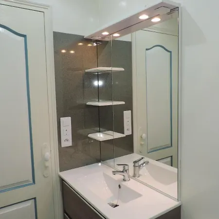 Apartment Mes Souvenirs 1er Etage Wifi Lit Fait Taxe De Sejour Incluse *