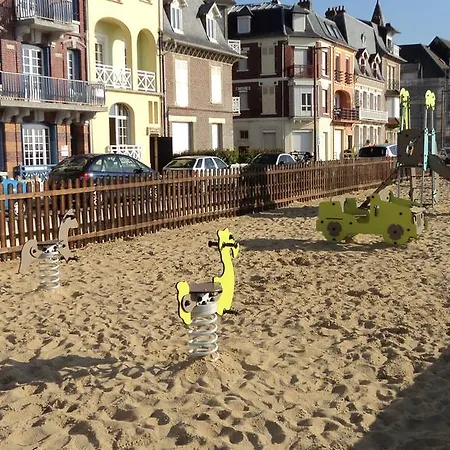 Mes Souvenirs 1er étage Wifi Lit Fait Appartamento